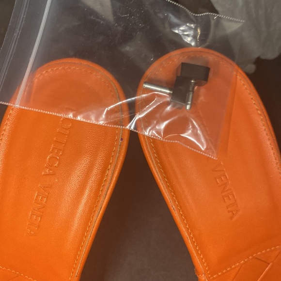 BOTTEGA VENETA - Picture 8 of 8